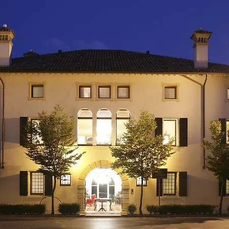 Villa Busta Hotel-2